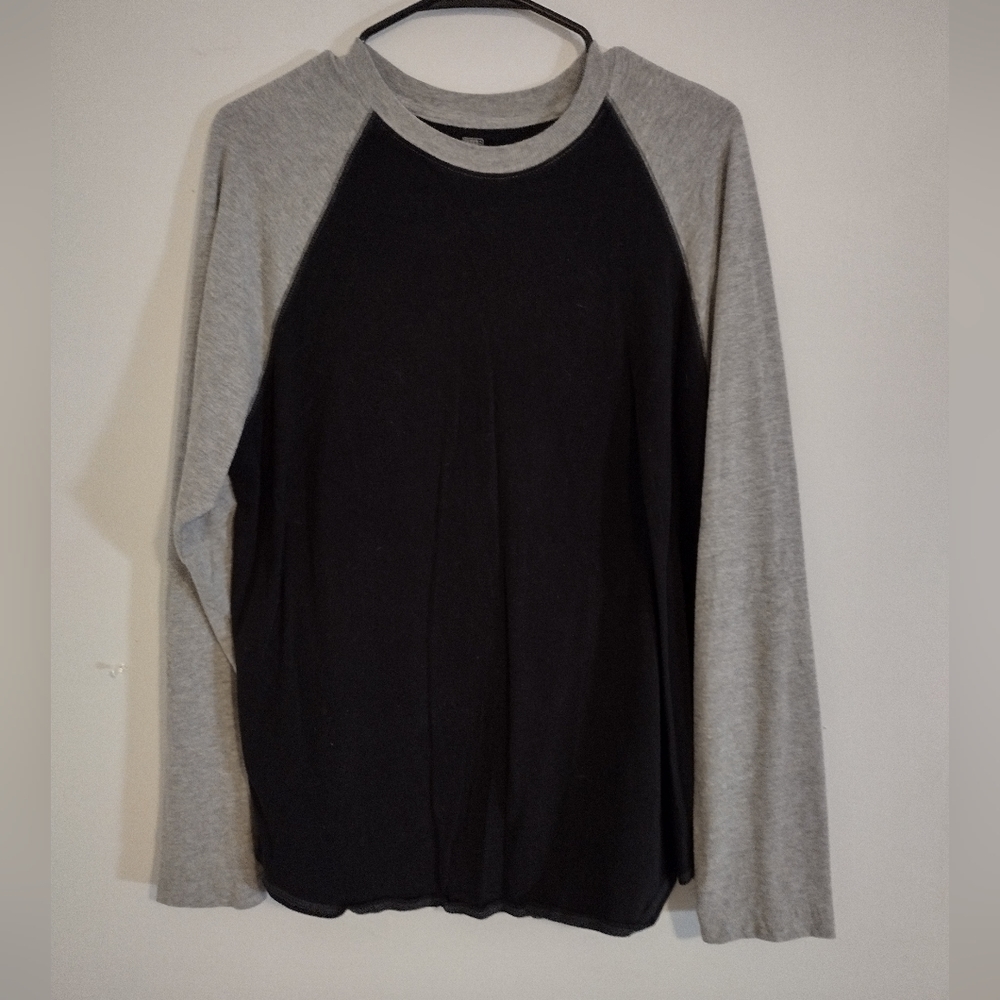 Faded Glory Lightweight Long Sleeve Shirt Size Medium Color Blue and Gray